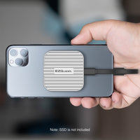 Magnetic USB-C M.2 NVMe SSD Enclosure image 3